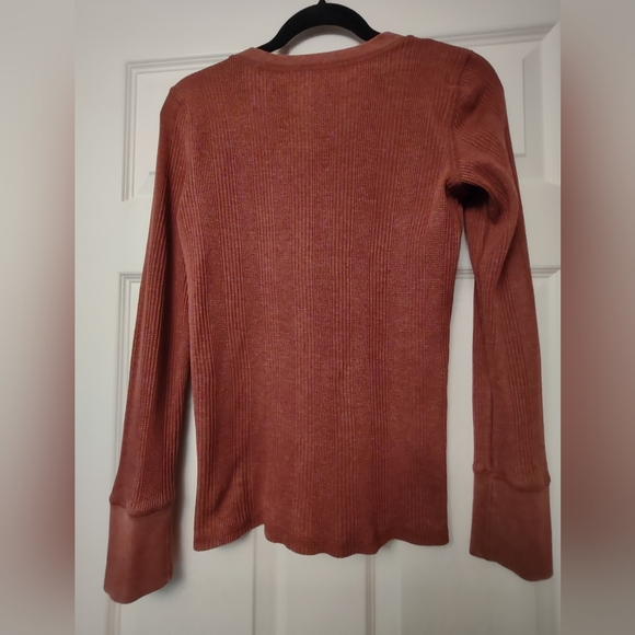 Aerie Women's Medium Long Sleeve Shirt - Picture 4 of 10